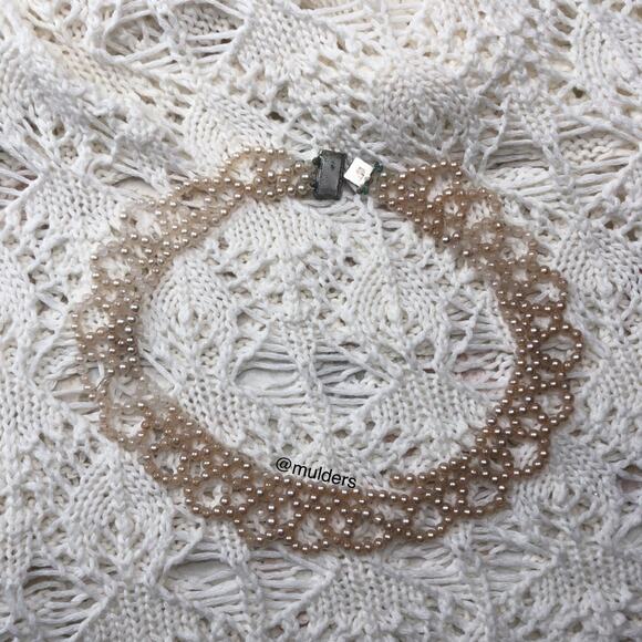 Vintage Faux Pearl Bib Scalloped Beaded Necklace - Picture 2 of 10